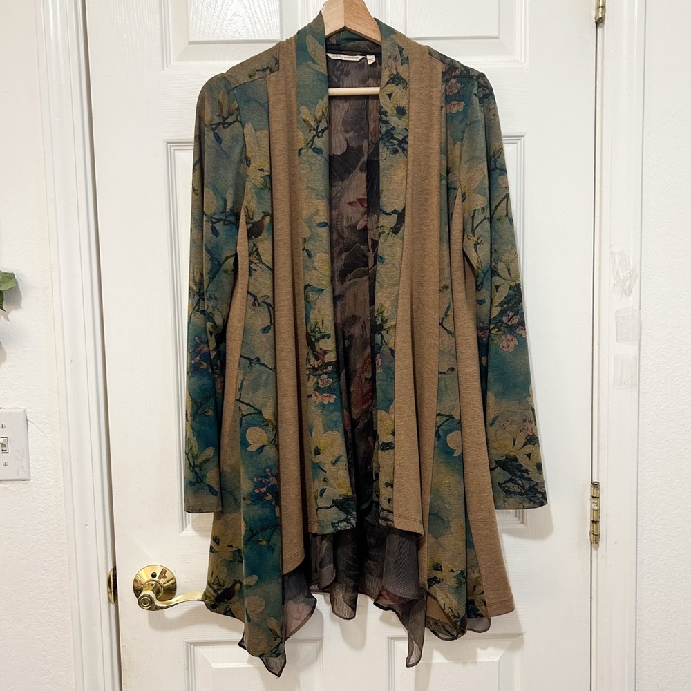 Soft Surroundings Cardigan Womens  Med Beige Long Sleeve Tea Garden Topper Adult